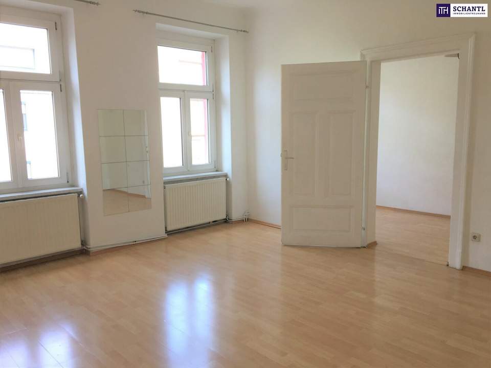 TOP! PREIS-HIT! SUPER HOHE RÄUME, Innenhof-Balkon & zentrale Lage! Zwischen CITYPARK und HAUPTBAHNHOF! BUSHALTESTELLE VOR DER EINGANGSTÜRE!