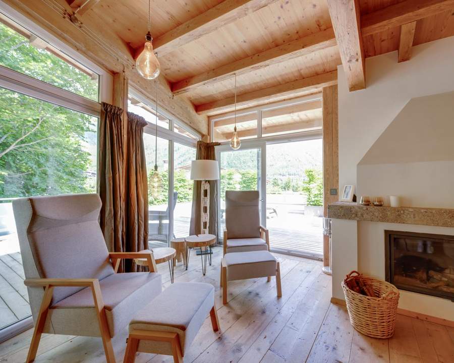 "Das perfekte Nest" - eingebettet zwischen Bergpanorama und Luxus!