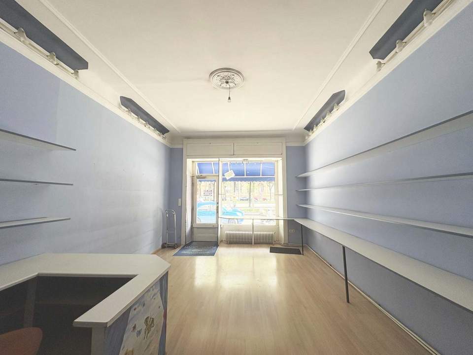 Top Lage im 1. Bezirk - großzügiges Geschäftslokal mit viel Potential