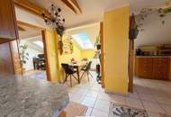 Großzügiges Mehrfamilienhaus in Gössendorf, 2 getrennte Wohneinheiten - ges. 8 Zimmer, Terrasse, Garage, 489.000 €