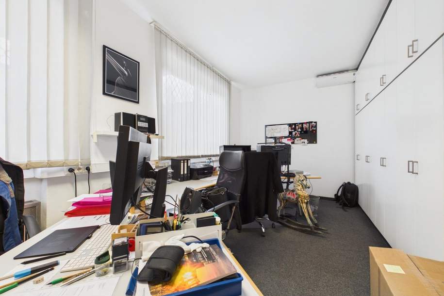 Linz/Zentrum: Büro-Kanzleifläche ca. 82,22 m² in guter zentraler Lage in der Museumstraße, Gewerbeobjekt-miete, 1.144,61,€, 4020 Linz(Stadt)