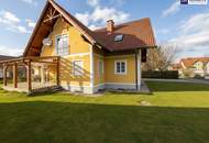 SONNENLAGE - Neuwertiges ca. 160m2 großes Traumhaus mit idyllischem Garten + Terrasse, 2 Garagen & Top-Ausstattung in Ruhelage