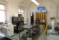Ladenlokal mit großzügigen Arbeitsräumen und Kühlhäusern auf ca. 100m2