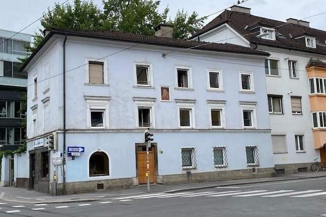 Renovierungsbedürftige, zentral gelegene 3 Zimmerwohnung, Wohnung-kauf, 160.000,€, 6020 Innsbruck-Stadt