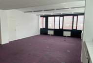 1200! Bürohaus BC 20! Helle Bürofläche mit optimaler Anbindung!