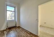 Schöne Altbauwohnung mit tollem Ausblick!