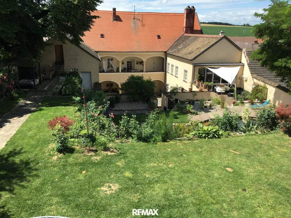 Historisches Renaissance-Anwesen mit einzigartiger Authentizität in Weyerburg!