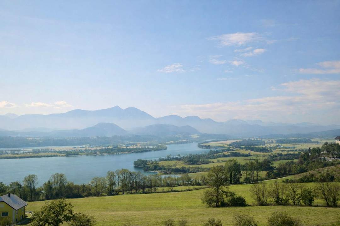 Sonnige Baugrundstücke mit Panorama über Drau und Karawanken!