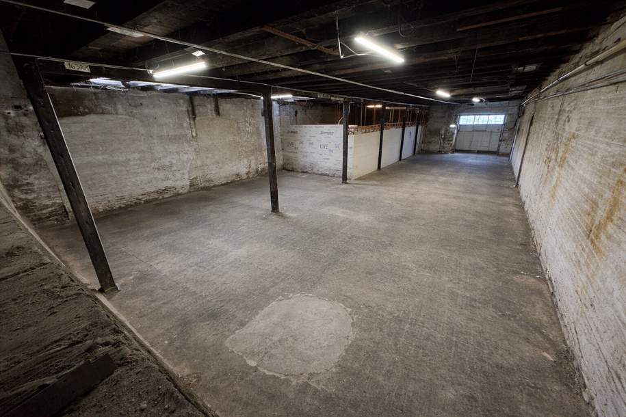 Ihr Firmenstandort? Lagerhalle mit Büro in Mödling, gute Erreichbarkeit, gute Zufahrtsmöglichkeit, Gewerbeobjekt-miete, 2.490,00,€, 2340 Mödling