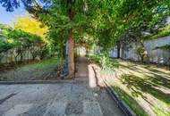Charmante Villa mit Garten am Saarplatz
