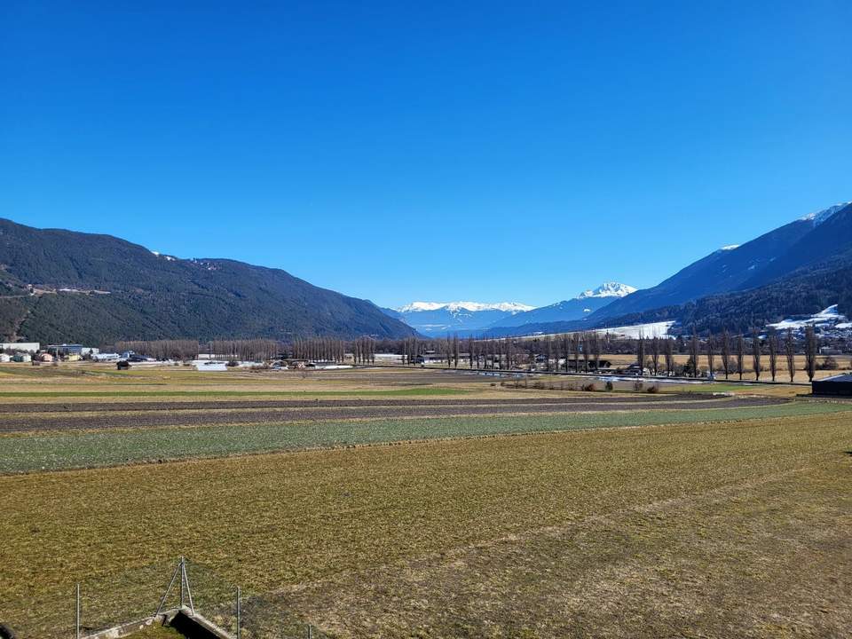 NEU! Sonnige, ruhige Wohnung mit Traumblick