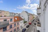 KOMPAKTE 2-ZIMMER WOHNUNG MIT NORD-GESIMSE UND BLUMENTRÖGEN