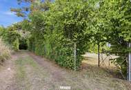 Absolute Traumlage in Mühlbach: Geschmackvoller Landhausstil, parkähnlicher Garten, Pool und einmaliger Fernblick!
