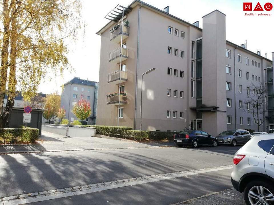 Erstbezug nach Generalsanierung: Helle 3-Zimmer-Wohnung in Linz/Bindermichl mit Balkon und Lift!