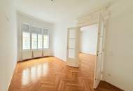 UNBEFRISTET! Repräsentative 4-Zimmer Altbauwohnung mit Loggia und Balkon Nähe The Mall!