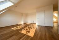 Penthouse-Feeling pur – 2 Zimmer, Terrasse mit Grünblick