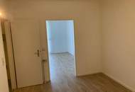 Top Single Wohnung mit 40m² Südterrasse! NEU SANIERT/mit Garagenplatz!