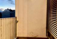 WUNDERSCHÖNE DG WOHNUNG ohne Dachschrägen mit genialem FERNBLICK