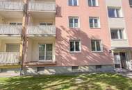 Modernisierte 2-Zimmer-Wohnung mit Loggia und Parkplatz