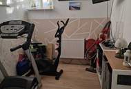Großzügiges Einfamilienhaus mit 2 Wohneinheiten und Pool