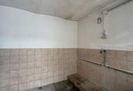 "DREIKANTHOF" mit ca. 9.436 m² Grund und diversen Nebengebäuden in Ruhelage