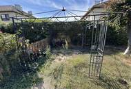 Großzügige Liegenschaft mit Altbestand und großem Garten in Tulln