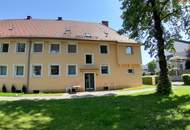 WOHNGENUSS PUR: praktisch geschnittene 2-Raum Wohnung in ruhiger und zentrumsnaher Lage! Preiswert mit heller Raumaufteilung, ebenerdiger Dusche und hochwertigem Zustand!
