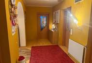 Einfamilienhaus auf großem Grundstück in ansprechender Wohngegend