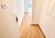 Viel Grün, Sonne und Ruhe - Ihr perfekter Investmentplatz! Hofseitiger Terrassen-Traum! Perfekte 2-Zimmer Wohnung + Blick ins Grüne + Komplette Ruhelage + Energieeffizienz + Perfekte Anbindung und Nahversorgung! Jetzt zugfreifen!