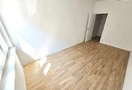 Hier rauscht kein Verkehr, nur die Blätter im Hof! TOP saniert + Hofseitige Terrasse + Viel Grün + Viel Lebensqualität + Absolute Ruhelage + Ideale Raumaufteilung! Besser geht´s nicht! Nicht lange zögern...