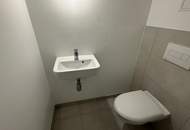 ZU HAUSE DIREKT AN DER U3