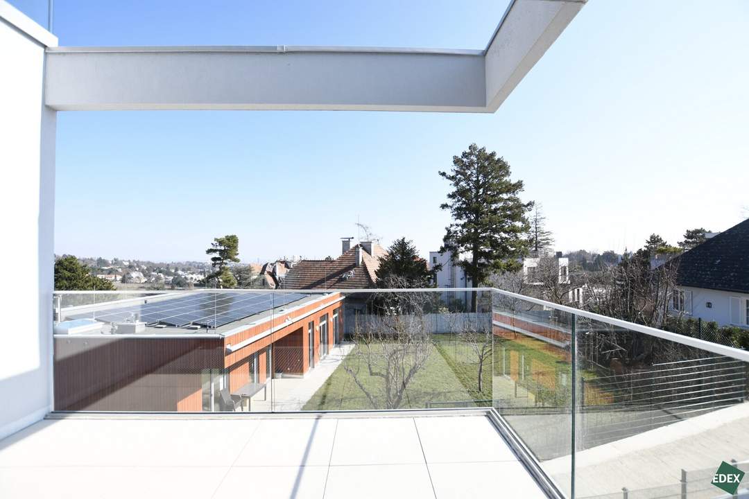 Erstbezug mit Stadtblick: Schöne 3-Zimmer-Wohnung mit Terrasse und moderner Ausstattung