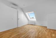 Traumhafte DG-Wohnung in 1100 Wien – vollrenoviert, 4 Zimmer, WG-geeignet!