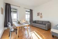 2 ZIMMER ALTBAUWOHNUNG mit ca. 103m² EIGENGARTEN und GARTENHÜTTE II 3. OG MIT LIFT II AIRBNB oder SELBST EINZIEHEN II NÄHE U6/AKH/VOLKSOPER/WUK
