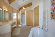 Exklusive Villa mit Pool am See