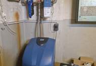 Anleger aufgepasst: gepflegtes Zweifamilienhaus auf großem Grundstück