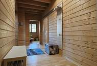 Wohnen und Arbeiten unter einem Dach in urgemütlichem Holzblockhaus in idyllischer Grünruhelage in Maria Anzbach
