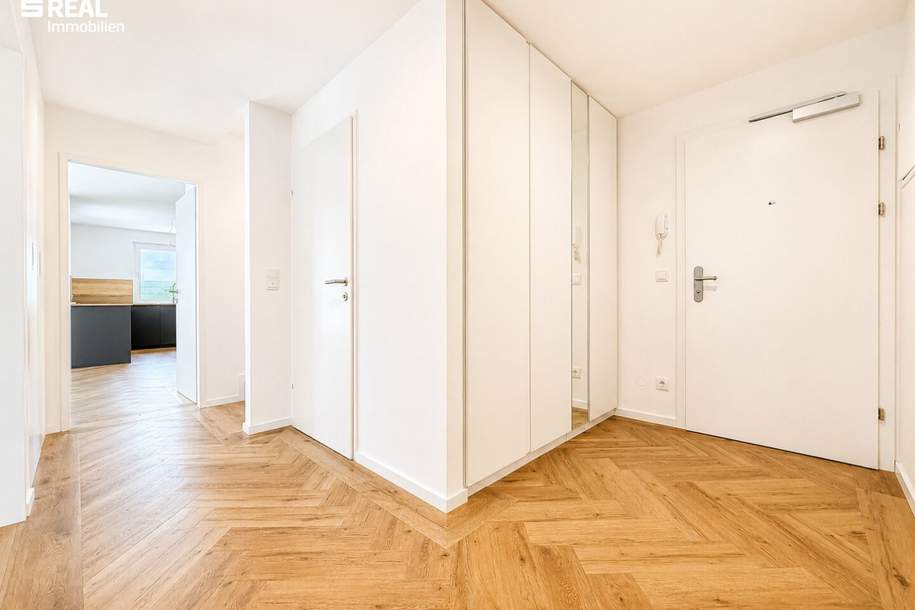 Haus-im-Haus-Gefühl: Exklusive 5 Zimmer-Maisonette mit Garten, hochwertiger Küche, tischler Einbaumöbeln und 3 Stellplätzen – provisionsfrei, Haus-kauf, 569.000,€, 2020 Hollabrunn