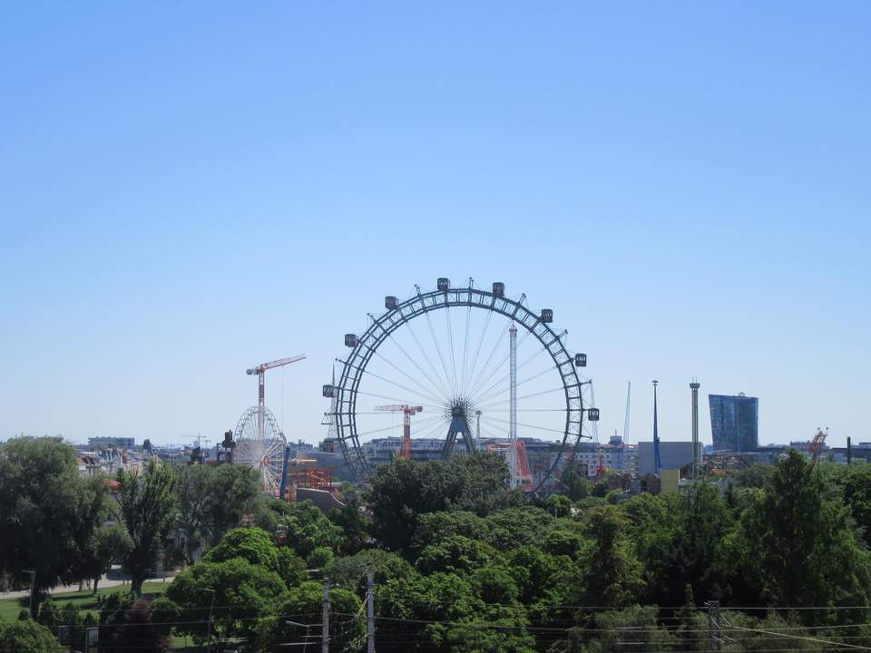 NÄHE PRATERSTERN – NEU RENOVIERTES 3-ZIMMER APARTMENT MIT WEITBLICK