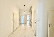 Südwestseitiger Altbau nächst Neubaugase und Burggasse! Kleiner Balkon in ruhigen Innenhof!