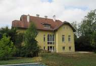 REPRÄSENTATIVE VILLA AUF GROSSEM GRUNDSTÜCK – NÄHE ZENTRUM