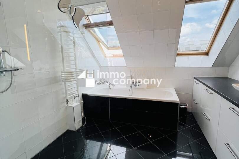 Luxuriöse zweistöckige Wohnung mit atemberaubendem Stadtblick + Balkon und geräumiger Terrasse! 15. Bezirk! U3, Wohnung-kauf, 980.000,€, 1150 Wien 15., Rudolfsheim-Fünfhaus