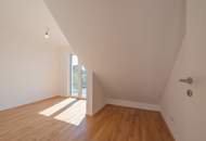 ++NEU++ Hochwertige 2-Zimmer DG-Wohnung mit zwei Balkonen, Ruhelage im Hof!