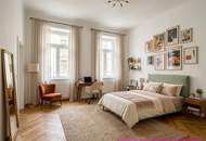 ZUM VERLIEBEN! - TRAUMHAFT SANIERTE 3-ZIMMER-WOHNUNG IM STILALTBAU, BALKON IN DEN LAUSCHIGEN INNENHOF MÖGLICH