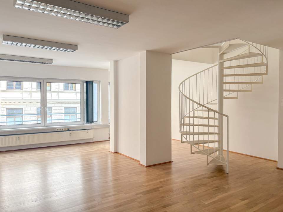 Helles Büro mit Potenzial – Zentrale Lage nahe Alser Straße &amp; AKH