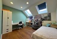 Modernes EinfamilienHAUS - Pool, Garten, Garage & 6 Zimmer