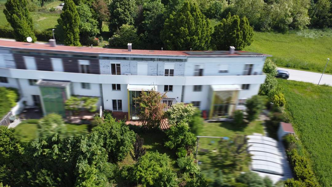 Großzügiges Reihenhaus im Grünen: Wohnen am Kupferbrunnberg