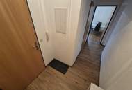 Altbauwohnung mit 2 Zimmern im 1. Stock