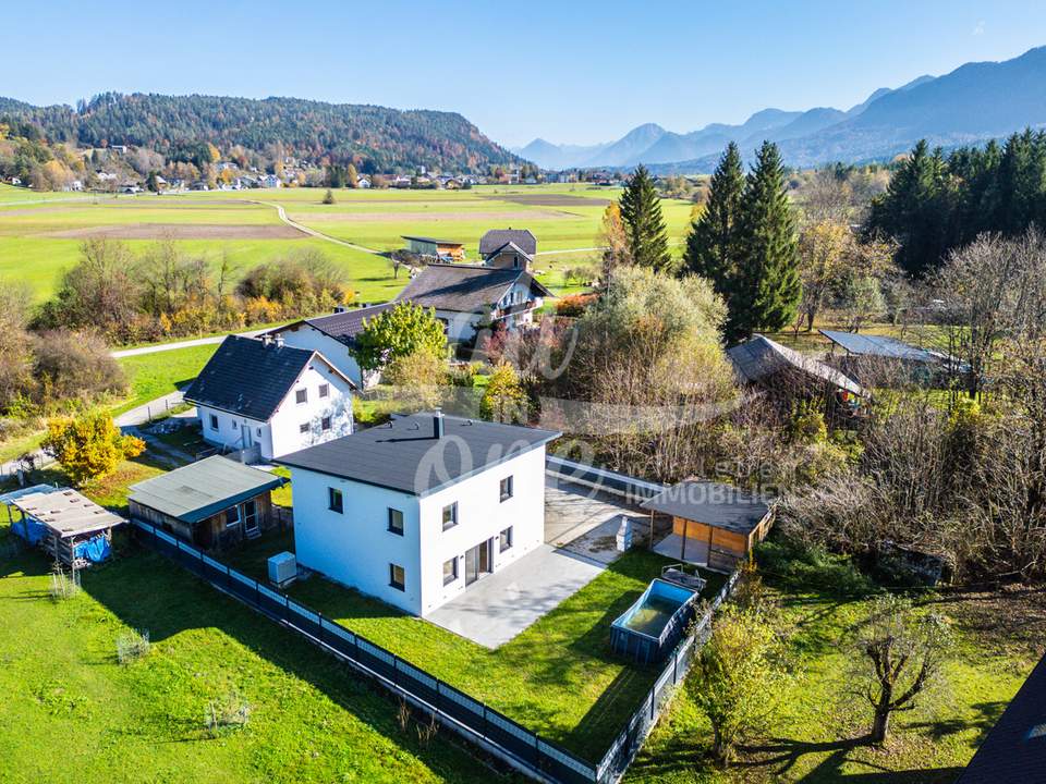 Neuwertiges Massivhaus in Traumlage – Ihr Rückzugsort am Faaker See -VERKAUFT-