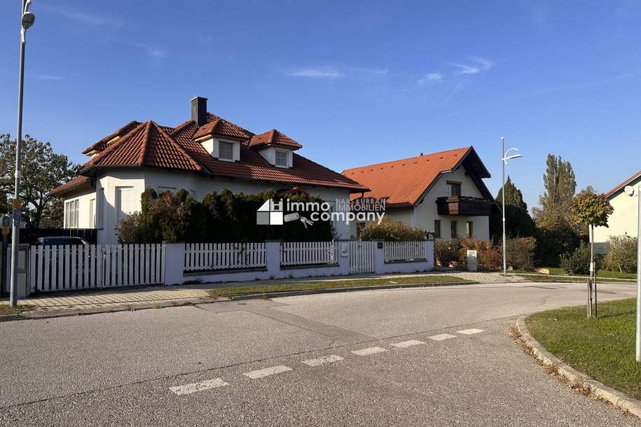 7 Zimmer, 2 Garagen, 4 Stellplätze, Perfekt für Großfamilien und Autoliebhaber! - nur 495.000,00 €, Haus-kauf, 495.000,€, 2425 Neusiedl am See